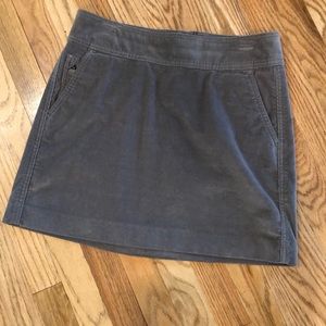 Banana Republic sz 6 gray corduroy mini skirt